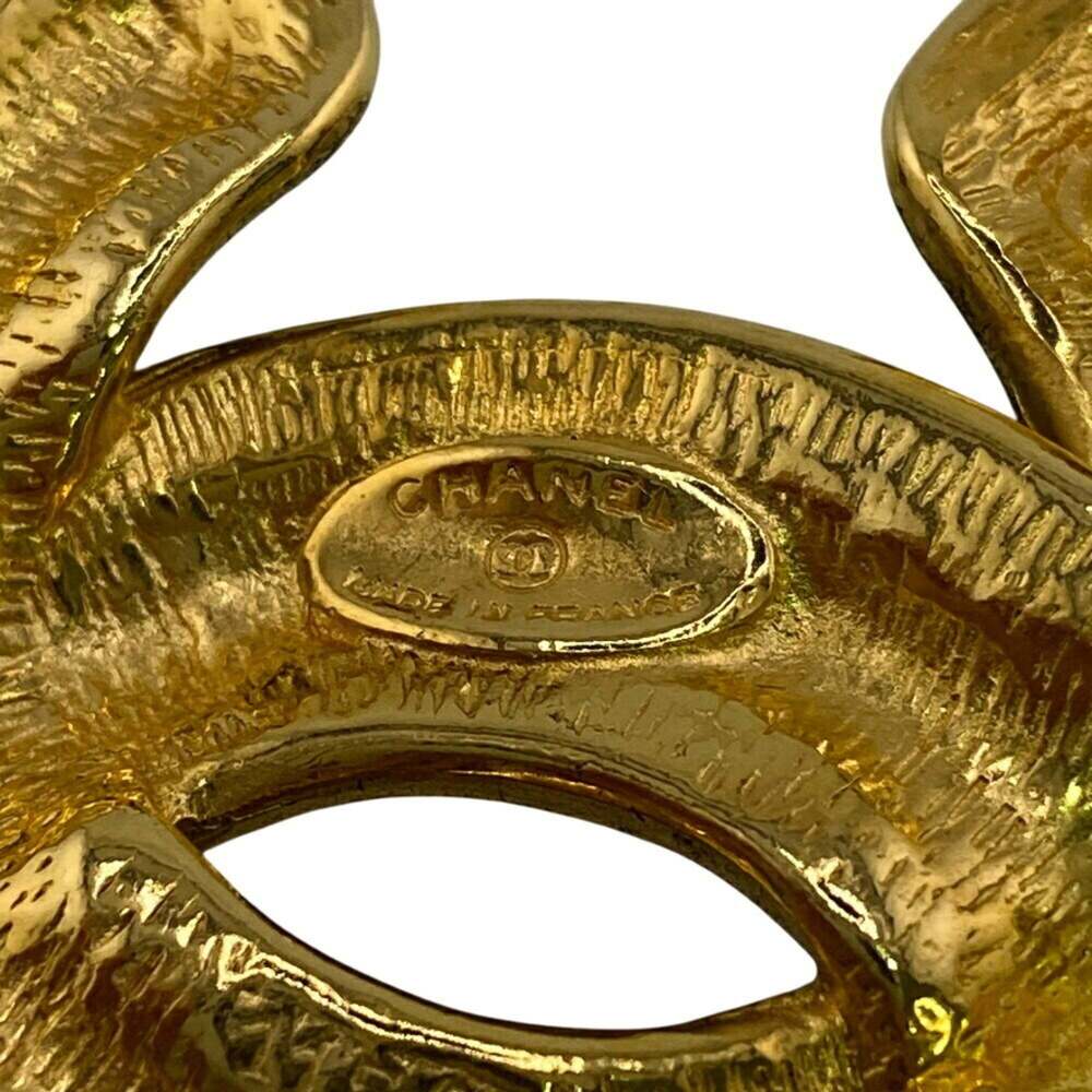 CHANEL Authentic Gold Logo Brooch - Picture 7 of 9